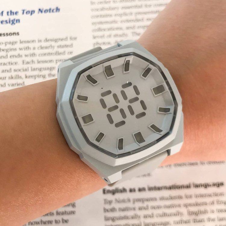 ساعت ال ای دی بندژله ای هشت ضلعی 369134