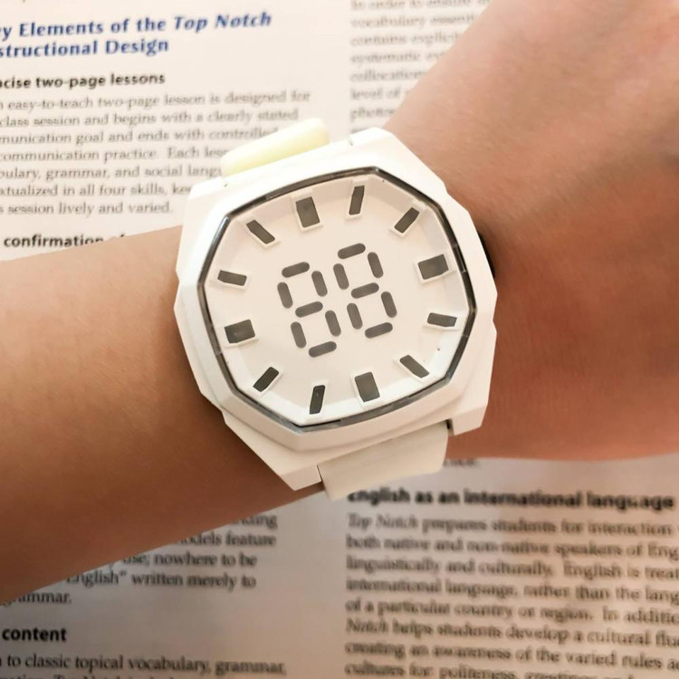 ساعت ال ای دی بندژله ای هشت ضلعی 369134