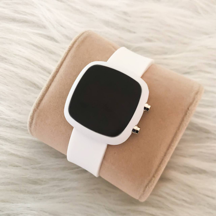 ساعت ال ای دی بندژله ای مربع سفید 369128