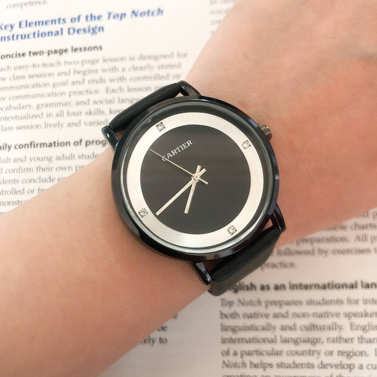 ساعت کارتیر بندچرم مشکی + دستبند 369121