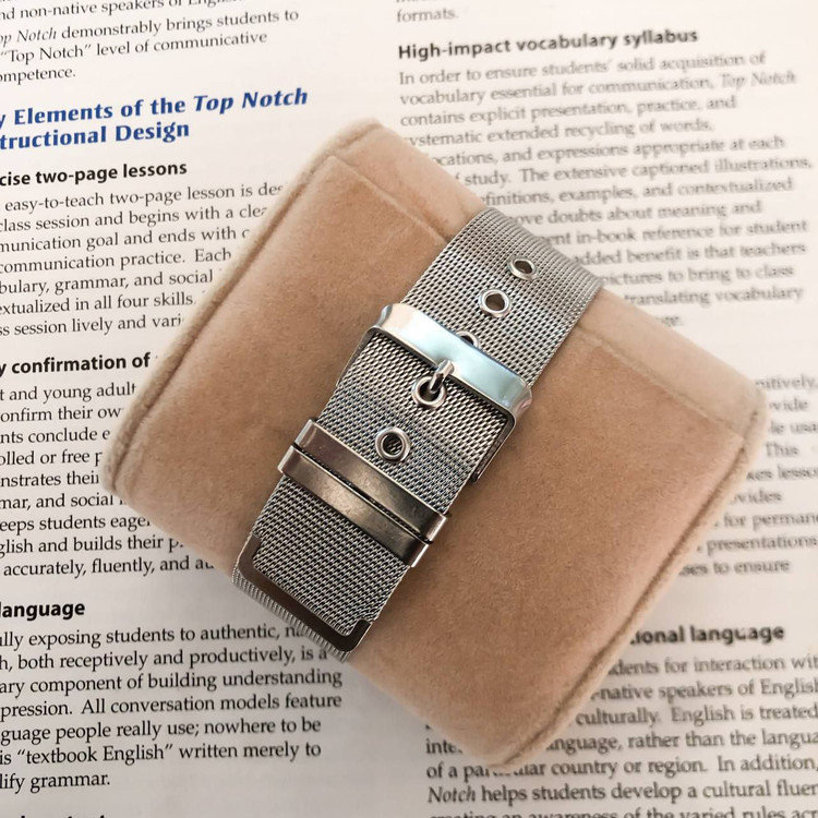 ساعت مردانه WALAR بندحصیری مارک والار صفحه سفید