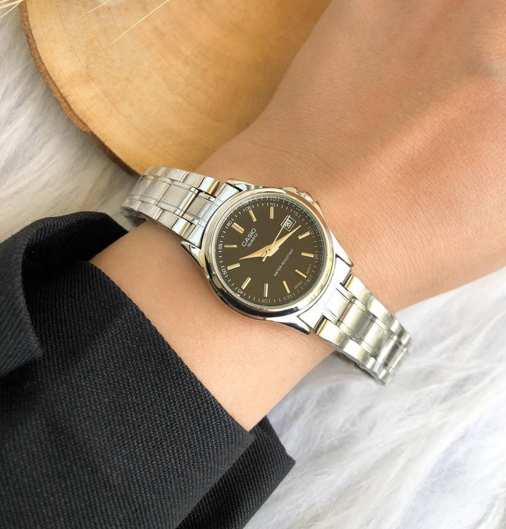 ساعت کاسیو زنانه بنداستیل نقره ای + دستبند 369199