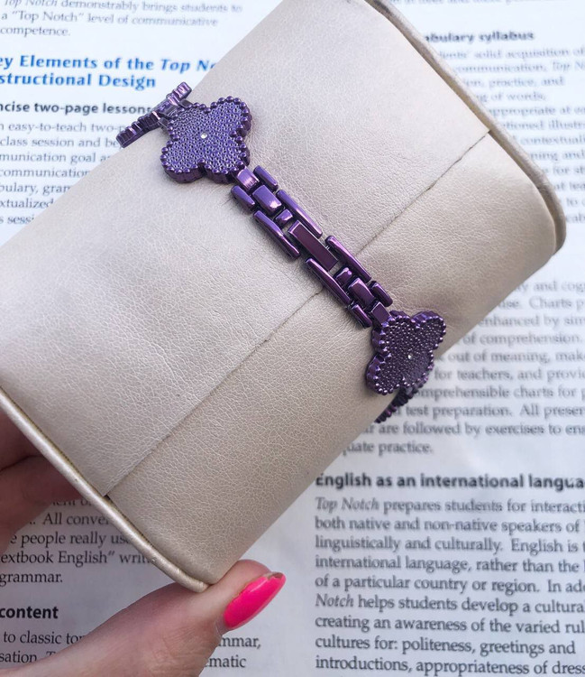 ساعت زنانه مجلسی بندفلزی بنفش نگین دار 369200