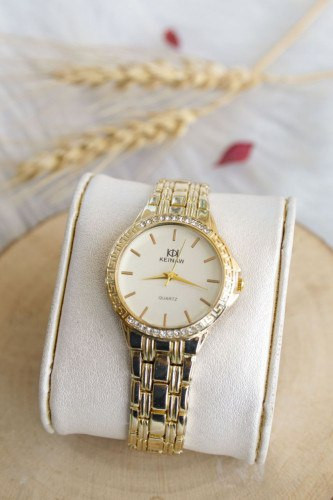 ساعت زنانه بندطلایی صفحه سفید نگین دار مجلسی 369203