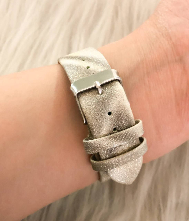 ساعت زنانه بندچرم بولون کیفیت عالی قاب طلایی 369031