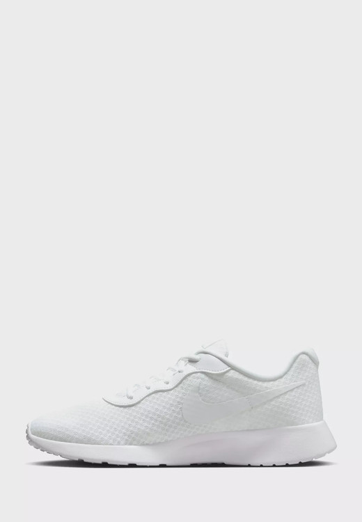 کتونی اورجینال و اصل برند نایک مردانه سفید Tanjun Flyease