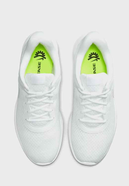 کتونی اورجینال و اصل برند نایک مردانه سفید Tanjun Flyease