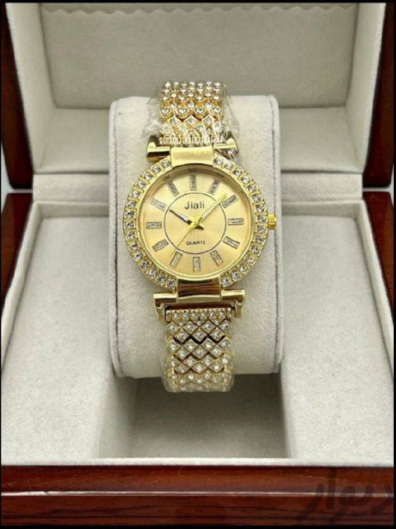 ساعت زنانه نگین دار مجلسی بنداستیل 369372