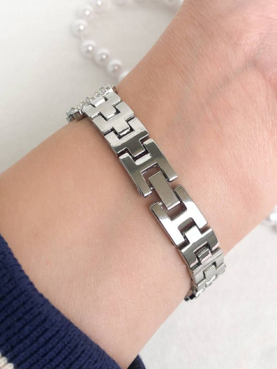 ساعت زنانه نگین دار مجلسی بنداستیل 369359