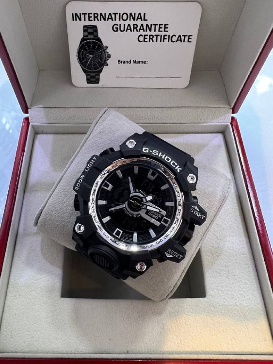 ساعت اسپرت جی شاک مردانه بندمشکی سفید 369316