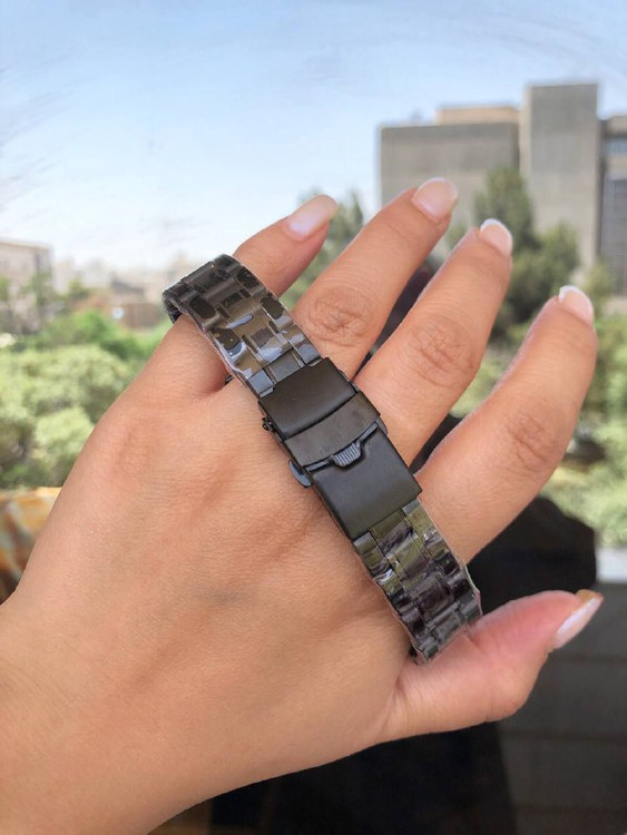 ساعت رومانسون زنانه بنداستیل مشکی +همراه دستبند زنجیری مشکی 369197