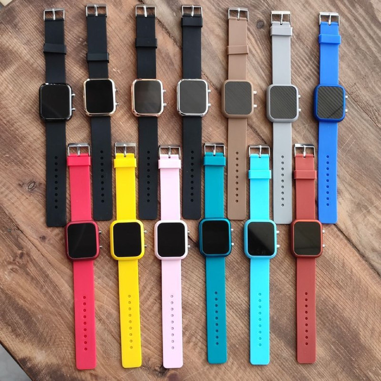 ساعت ال ای دی بندژله ای مستطیلی 369384