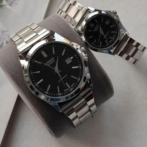 ست ساعت مچی کاسیو بنداستیل نقره ای صفحه مشکی کد 82143