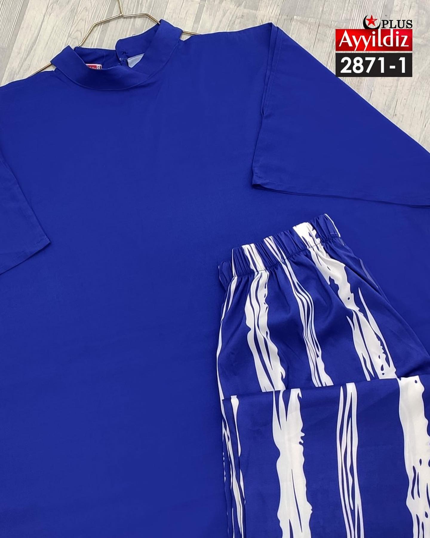 ست بلوز شلوار سرشانه باز زنانه سایز بزرگ کد 2871