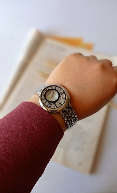 ساعت مچی زنانه بنداستیل نقره ای صفحه گرد مارک CK