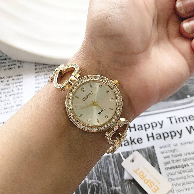 ساعت زنانه استیل نگین دار مارک معروف SPRIT