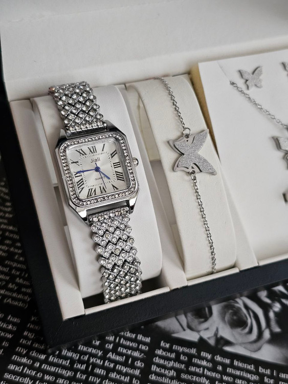 ست زنانه و دخترانه ساعت و دستبند و نیمست استیل کد 6985