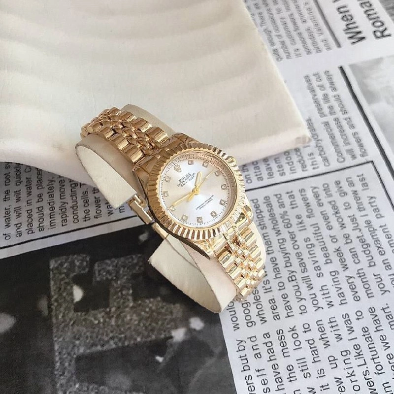 ساعت زنانه استیل صفحه دور نگین مارک معروف ROLEX کد 9229