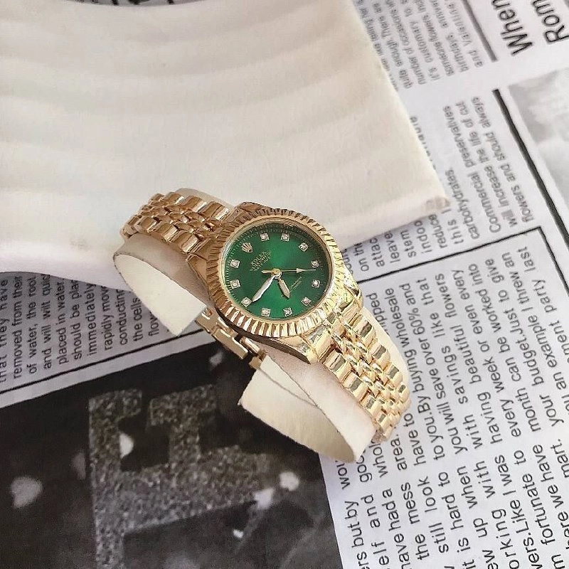 ساعت زنانه استیل صفحه دور نگین مارک معروف ROLEX کد 4534