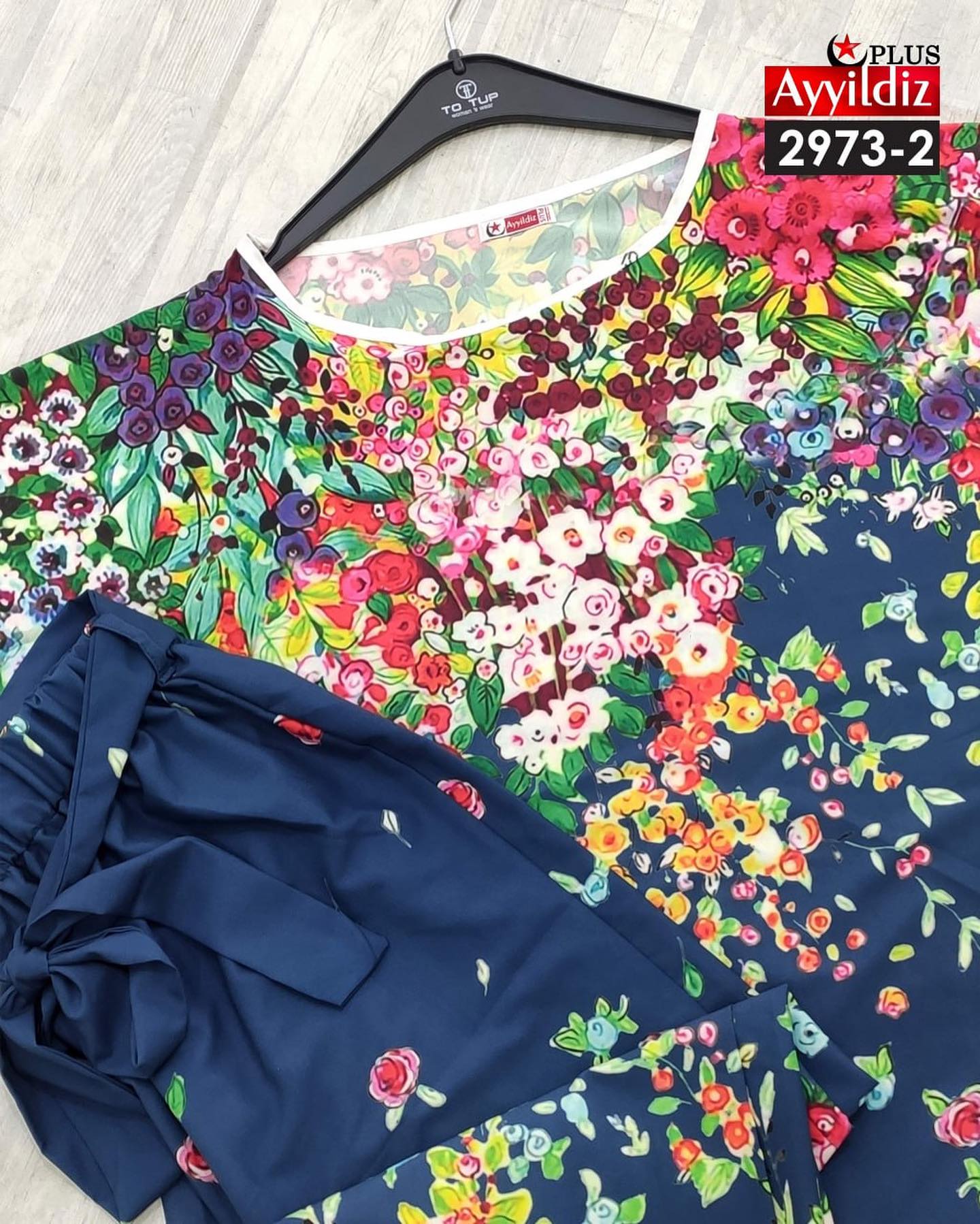 ست بلوز شلوار مجلسی سایز بزرگ کد 2973