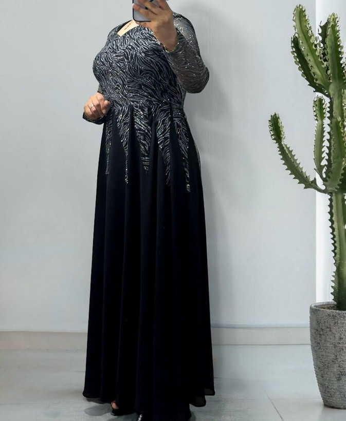لباس مجلسی و شب ماکسی مدل پرنسا طرح مینیاتوری